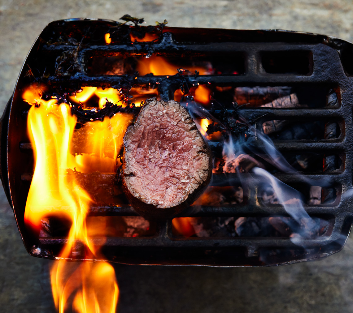 Rinderfilet am Grill der Rauchkuchl